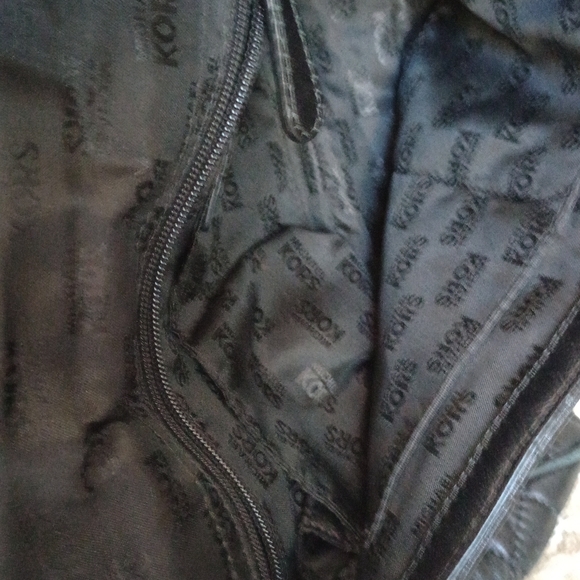 Michael Kors Black Leather Quilted Satchel Very Rare Iconic Bag - Picture 4 of 10